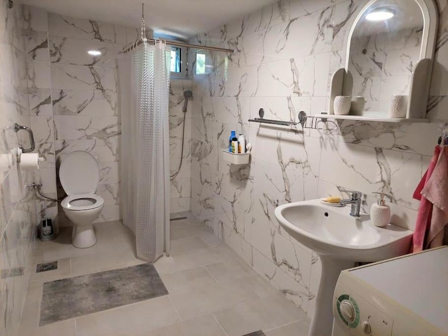 Apartman Boljevic พอดโกริกา ภายนอก รูปภาพ